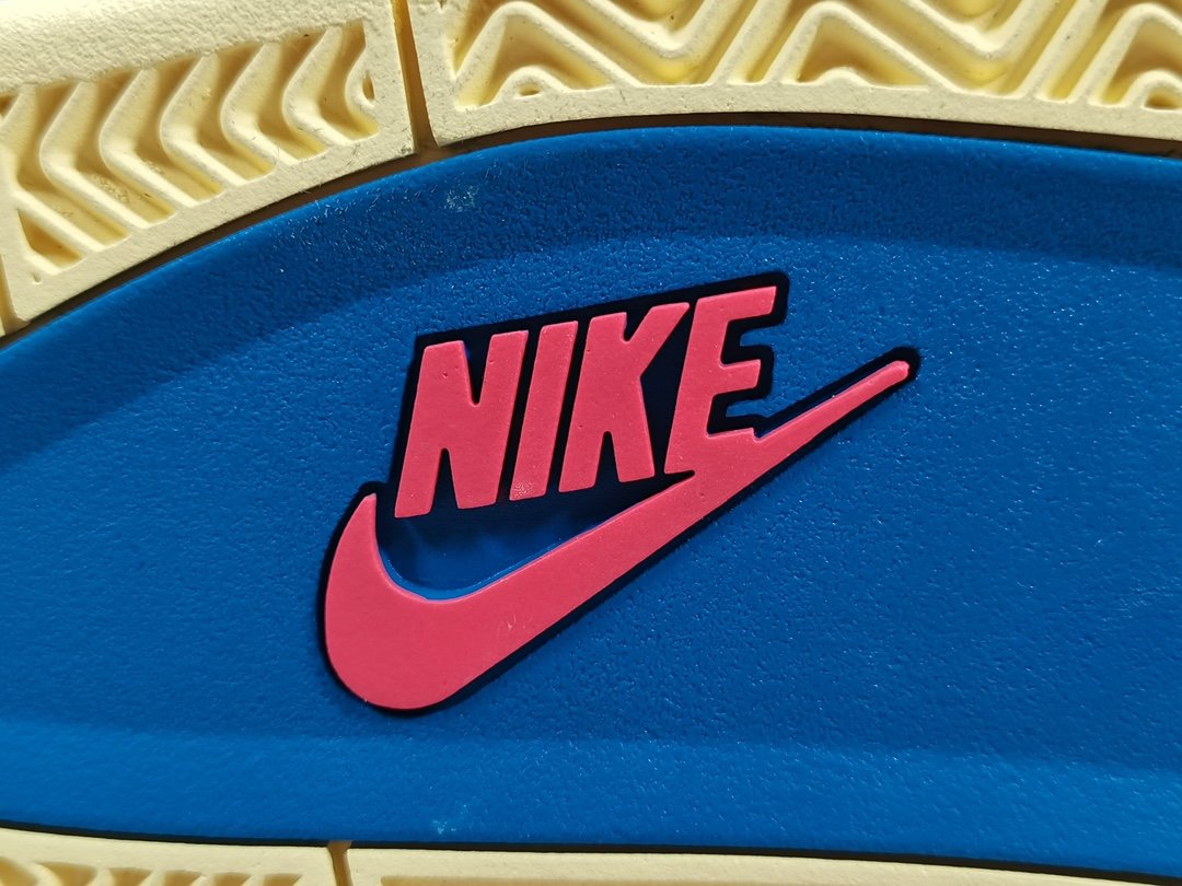Jordan 4 Retro Union Off Noir
