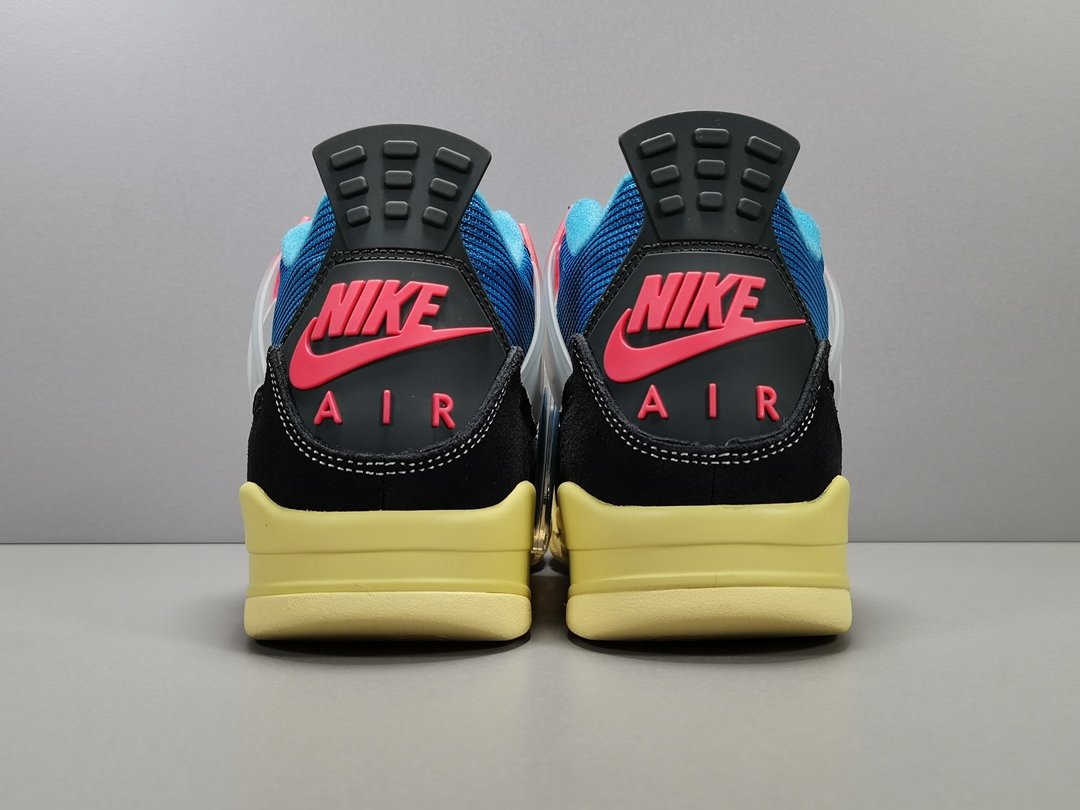 Jordan 4 Retro Union Off Noir