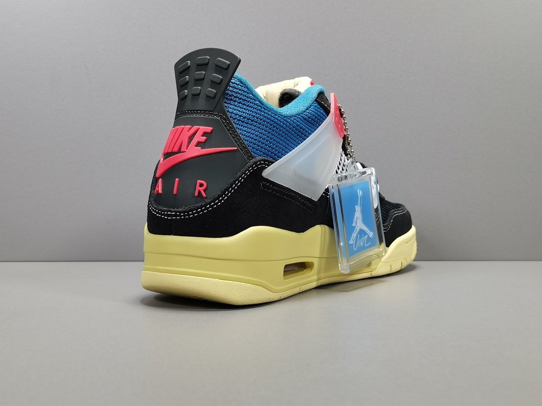 Jordan 4 Retro Union Off Noir