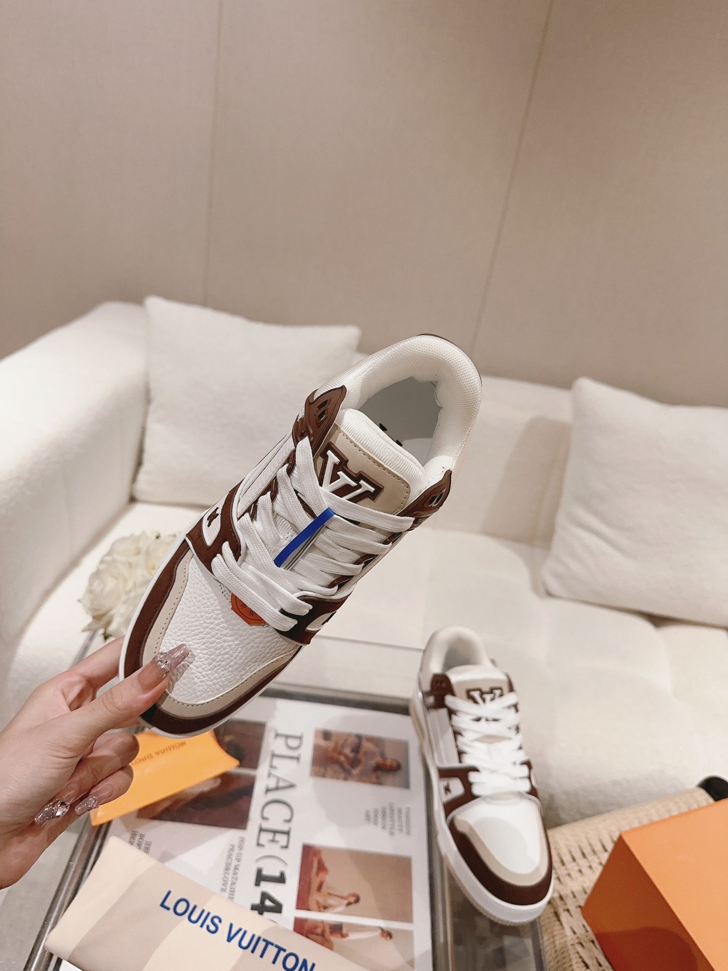L*V Trainer Brown