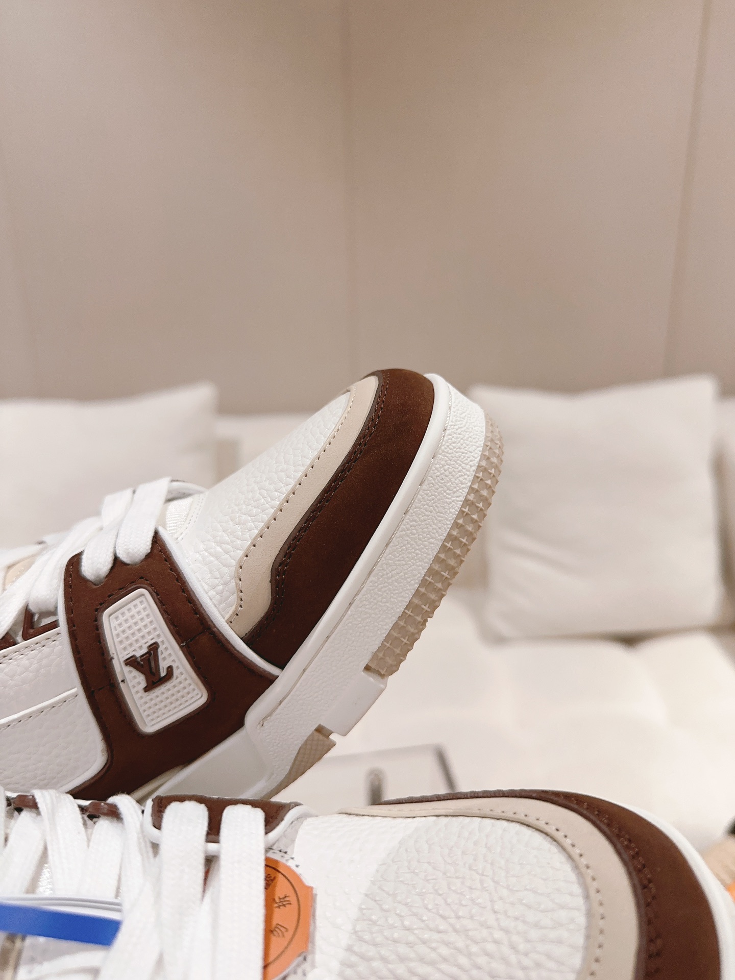 L*V Trainer Brown