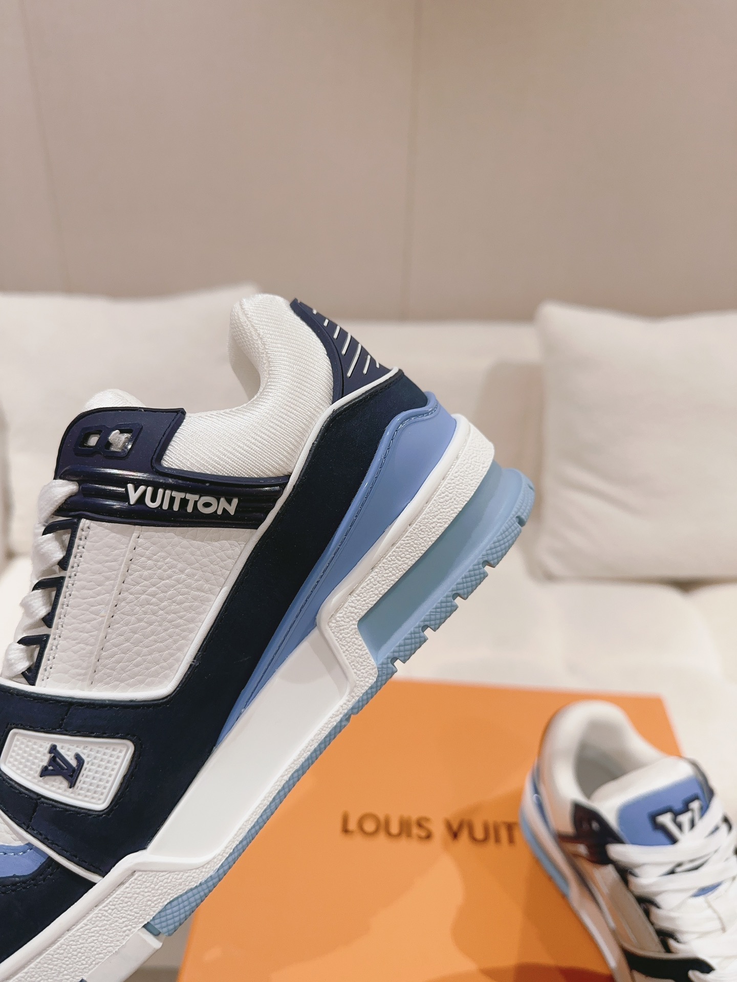 L*V Trainer Blue
