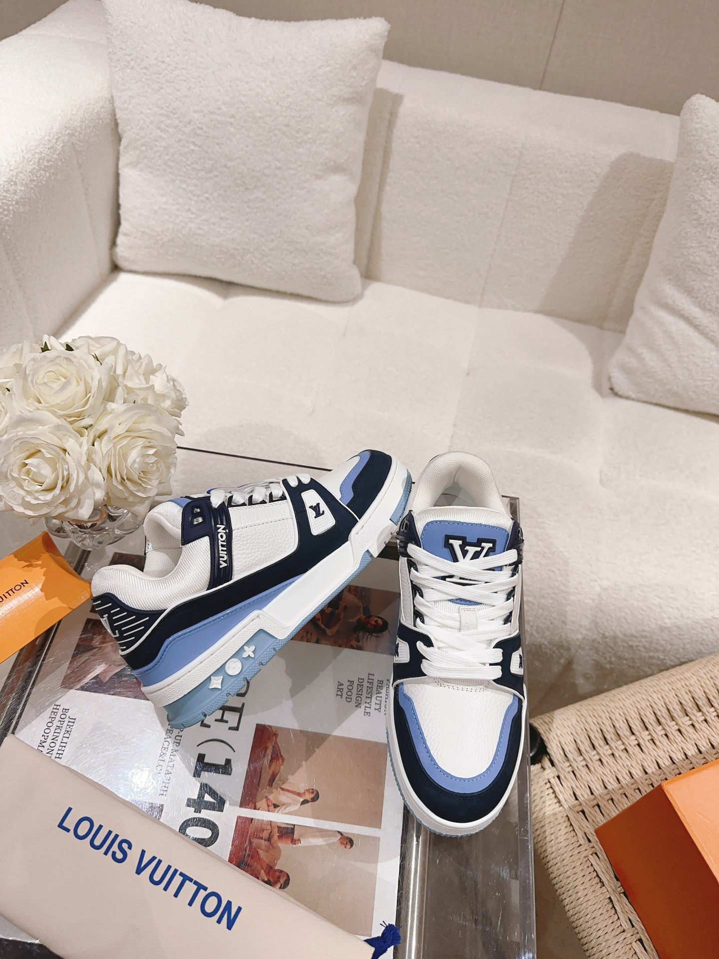 L*V Trainer Blue