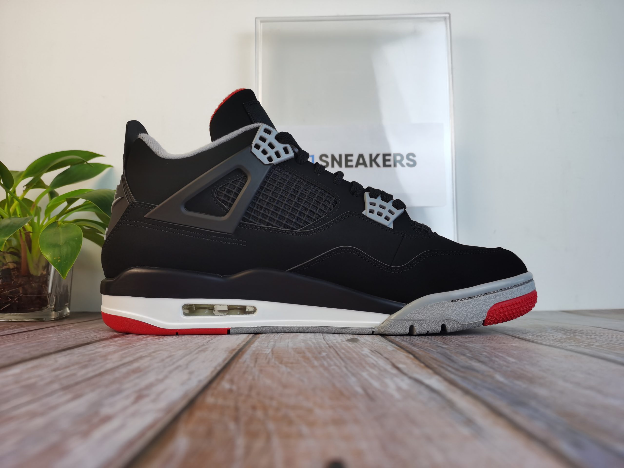 Best Quality Jordan 4 Retro Bred (2019)