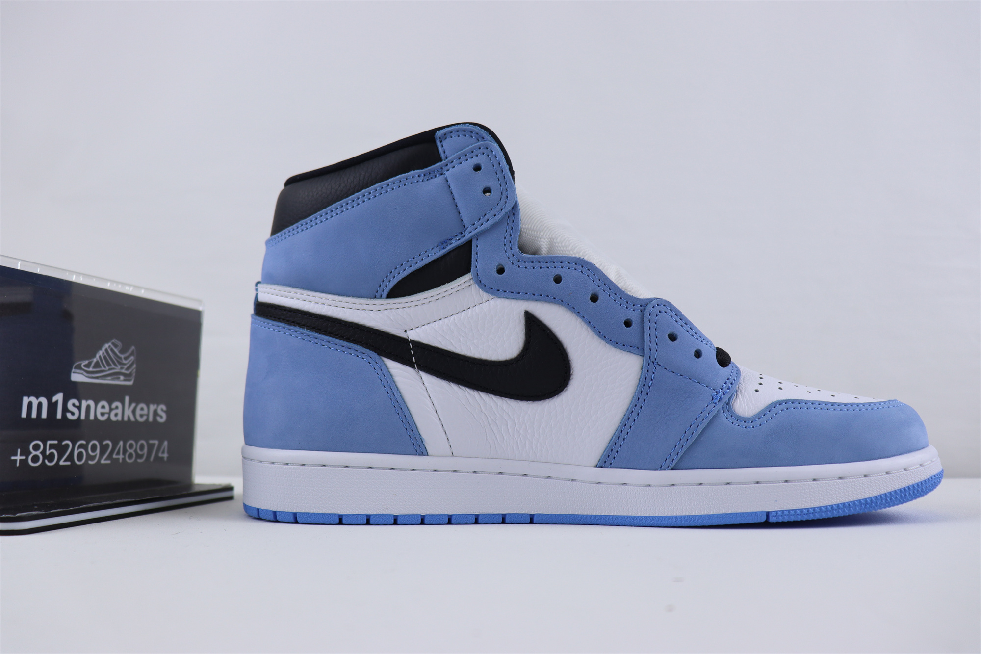 Jordan 1 Retro High White University Blue Black