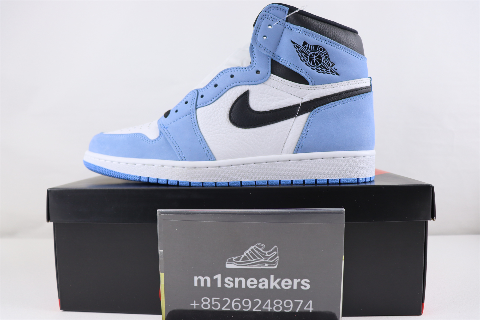 Jordan 1 Retro High White University Blue Black