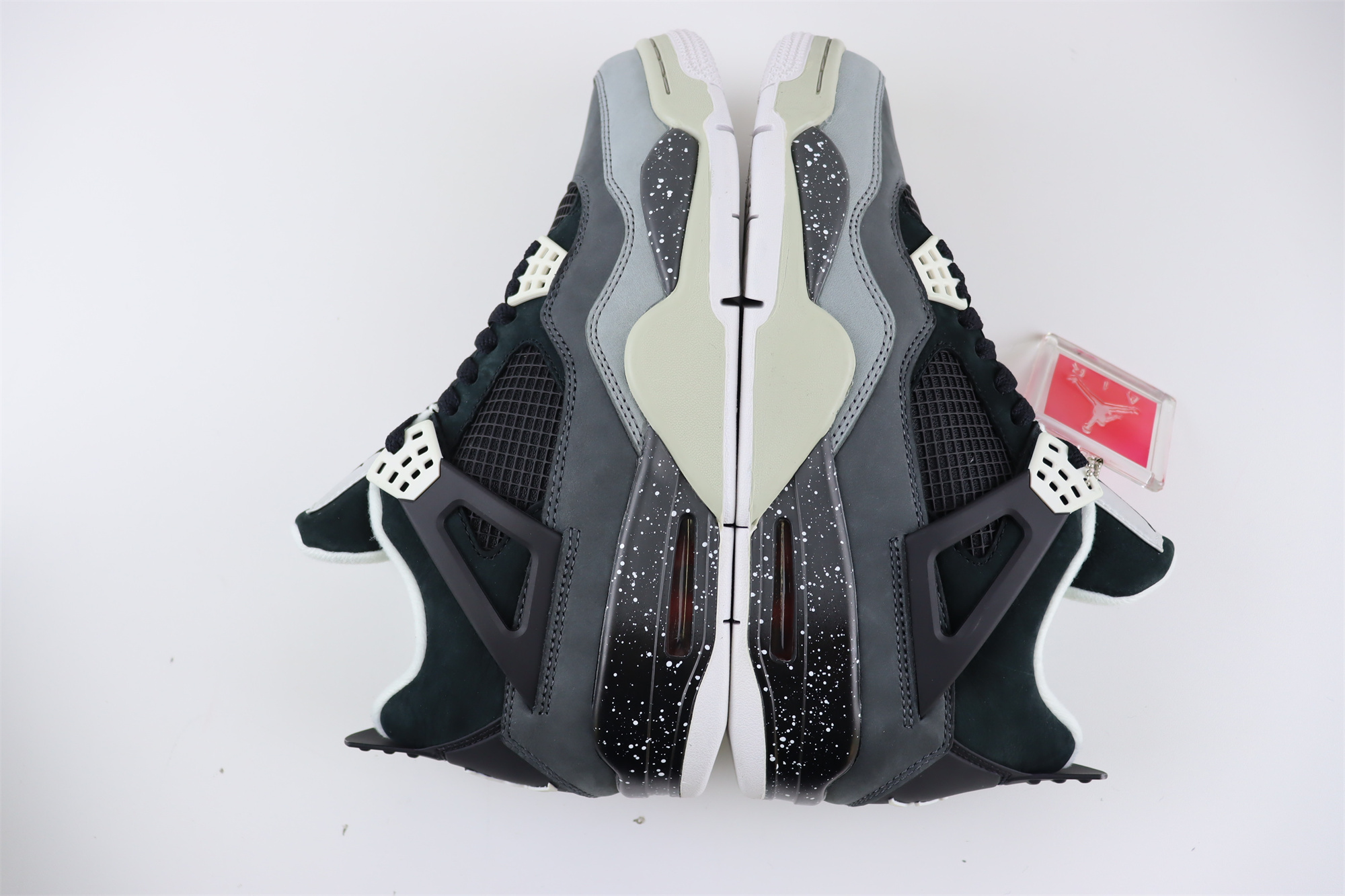 Jordan 4 Retro Fear Pack