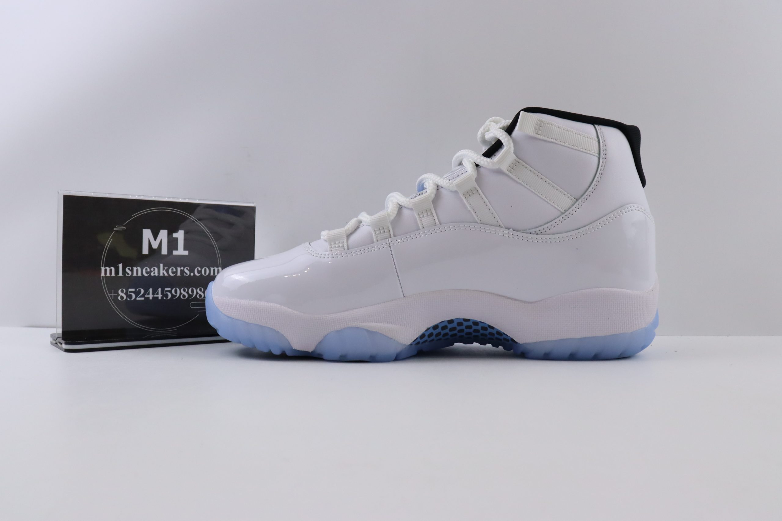 Jordan 11 Retro Legend Blue
