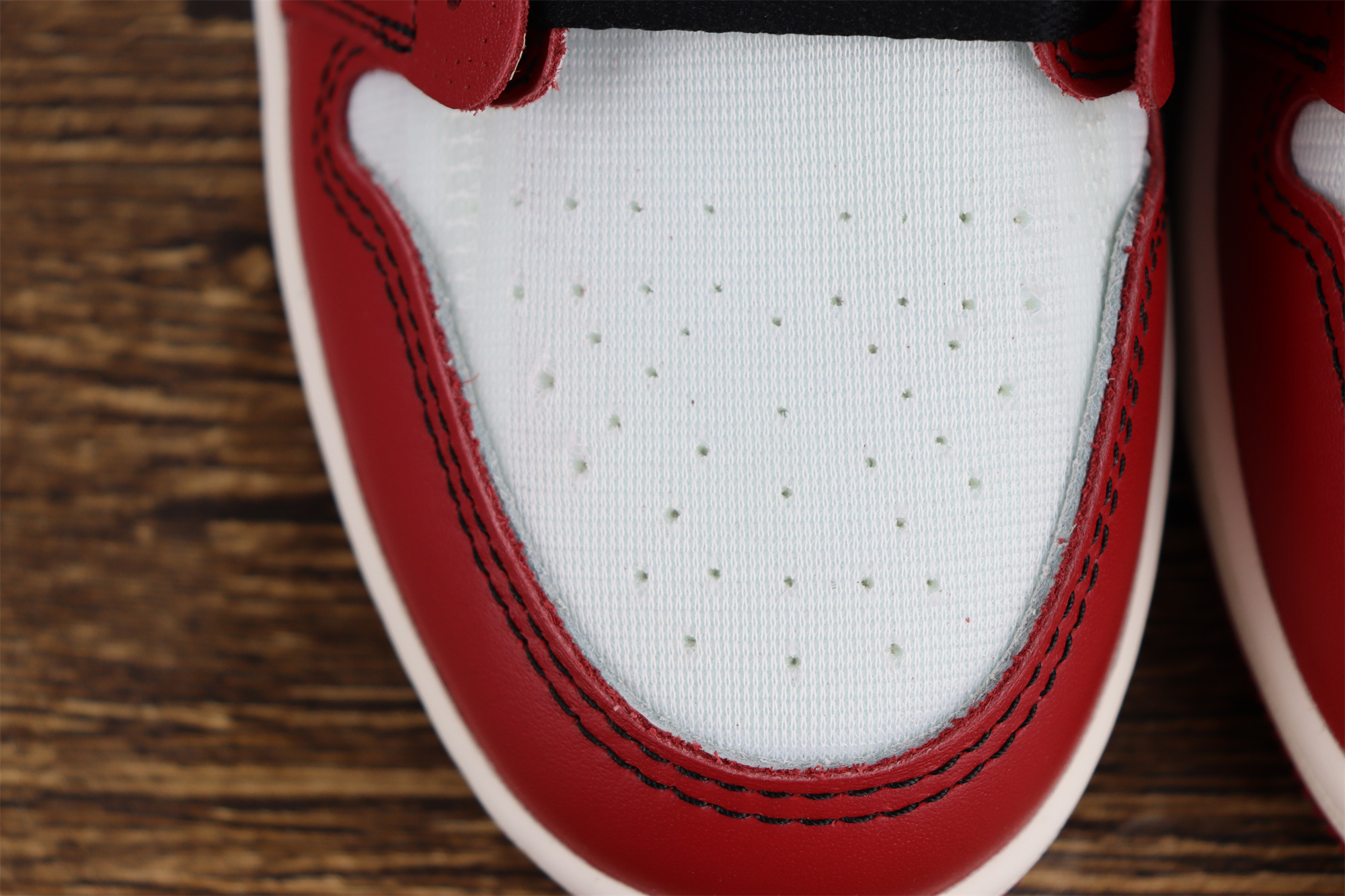 Best Quality Jordan 1 Retro High Off-White Chicago