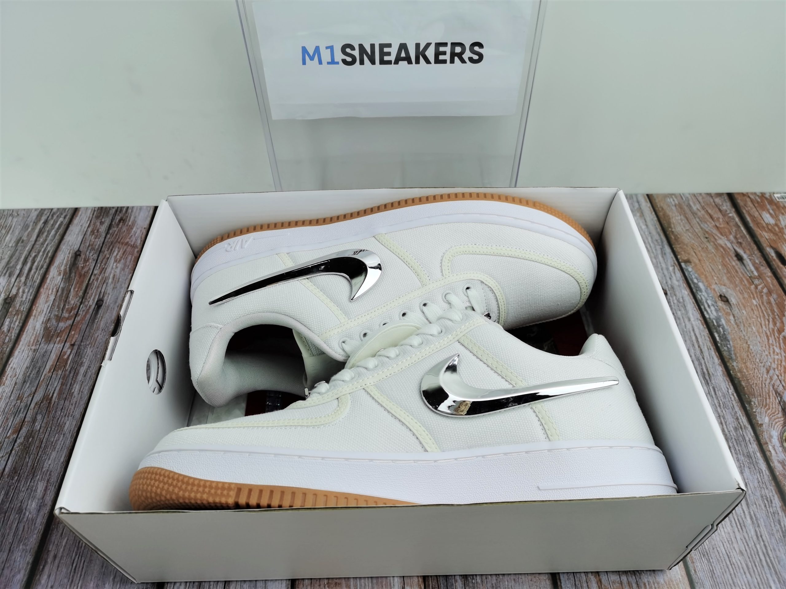 Air Force 1 Low Travis Scott (AF100)