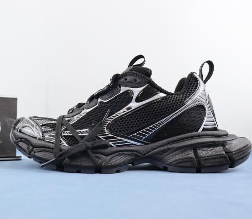 BALENCIAG* LACE-UP SNEAKERS