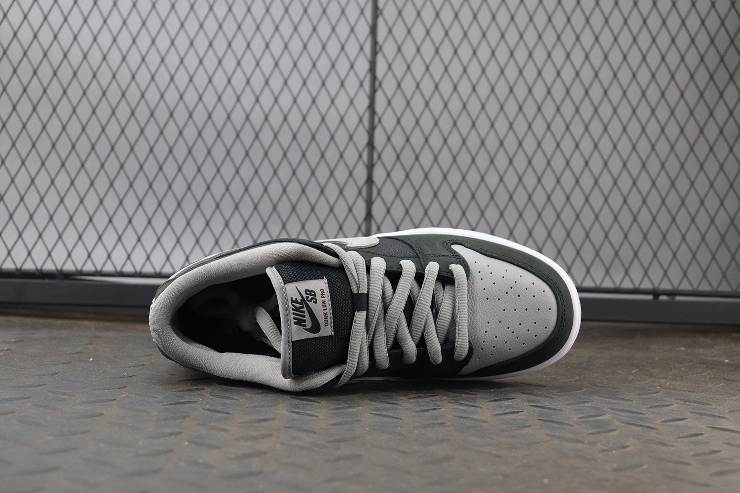 M Batch Nike SB Dunk Low J-Pack Shadow