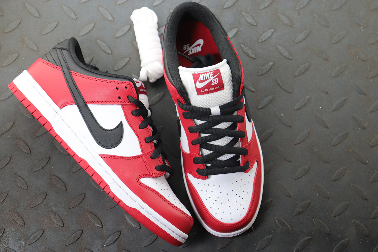 M Batch Nike SB Dunk Low J-Pack Chicago