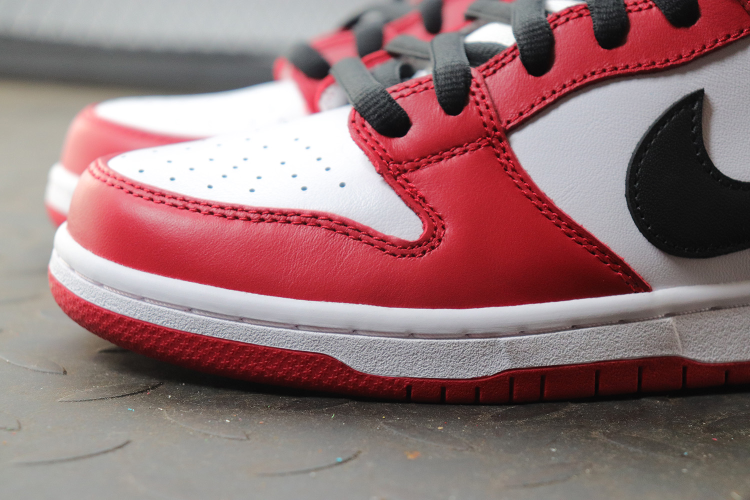 M Batch Nike SB Dunk Low J-Pack Chicago