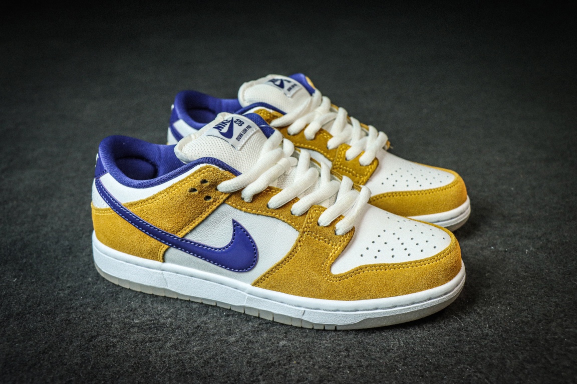 Nike SB Dunk Low Laser Orange