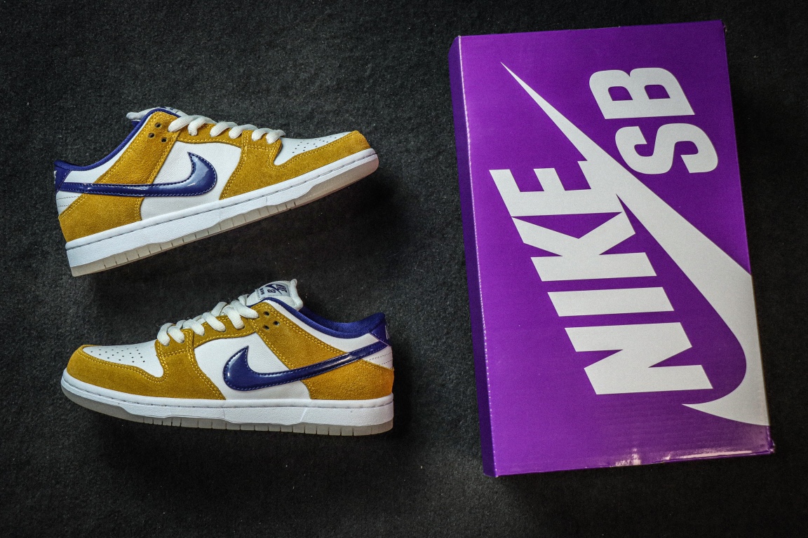 Nike SB Dunk Low Laser Orange
