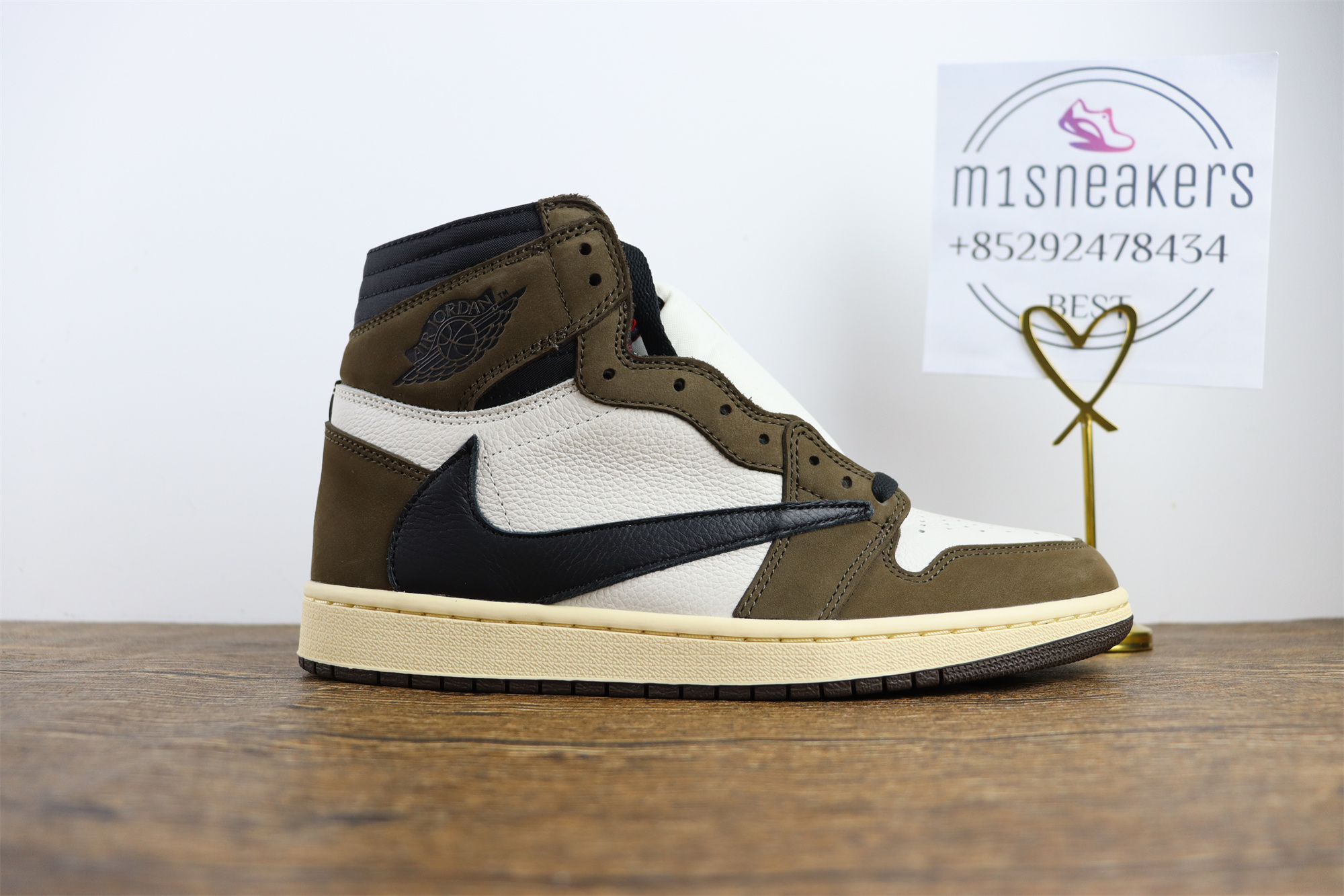 Jordan 1 Retro High Travis Scott