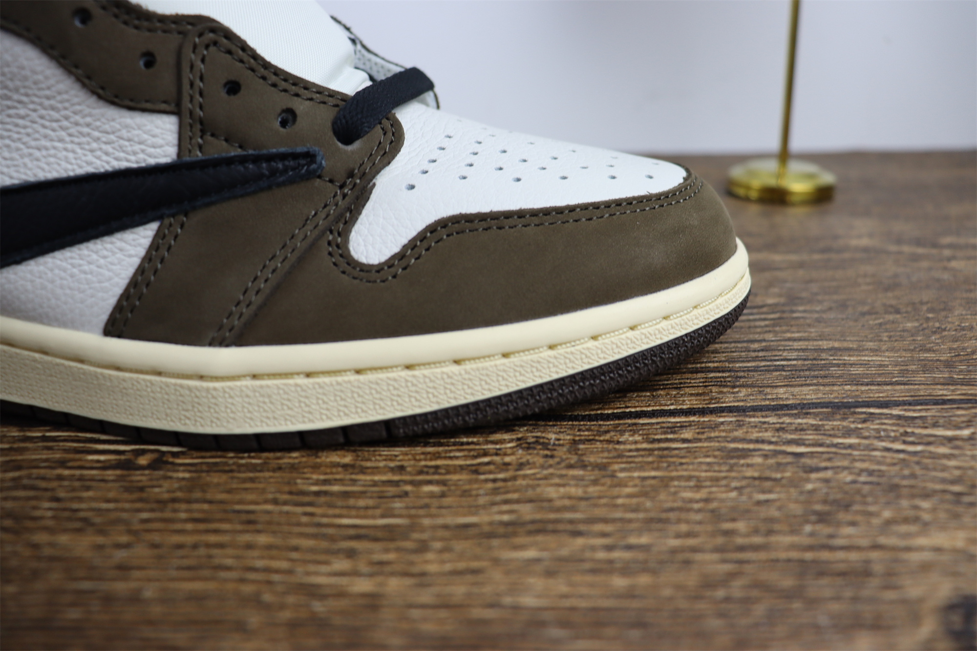 Jordan 1 Retro High Travis Scott