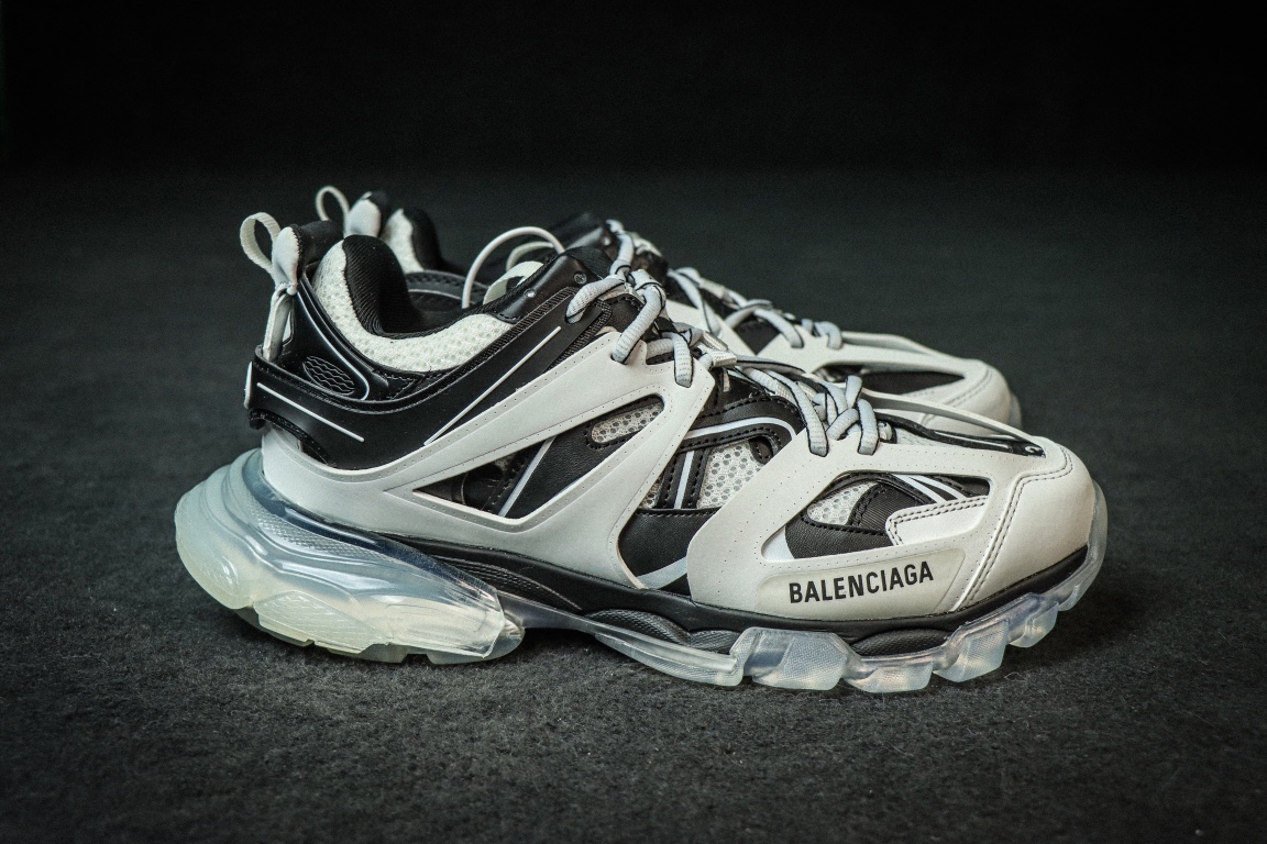 Balenciag Sneaker Track 3.0