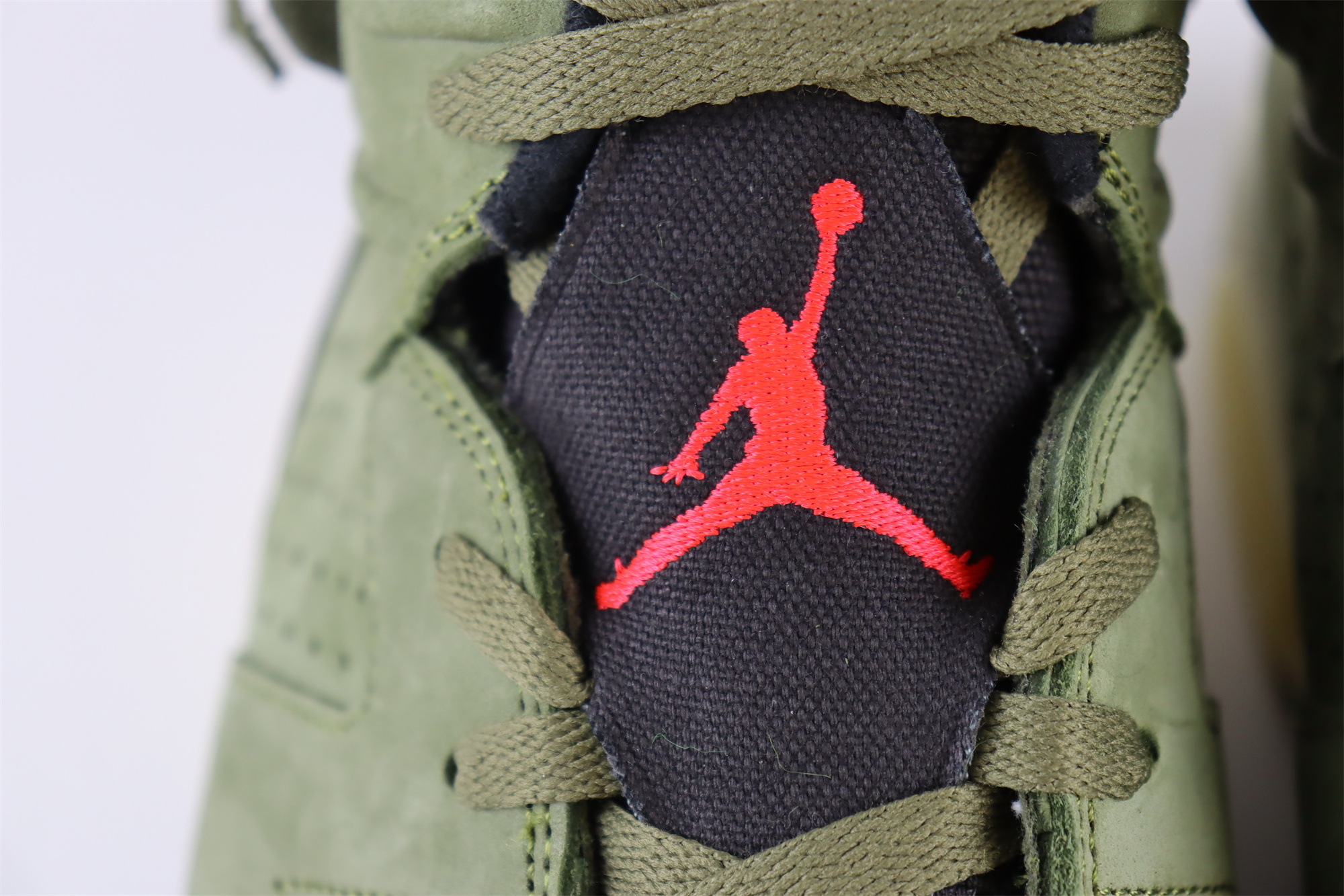 Jordan 6 Retro Travis Scott