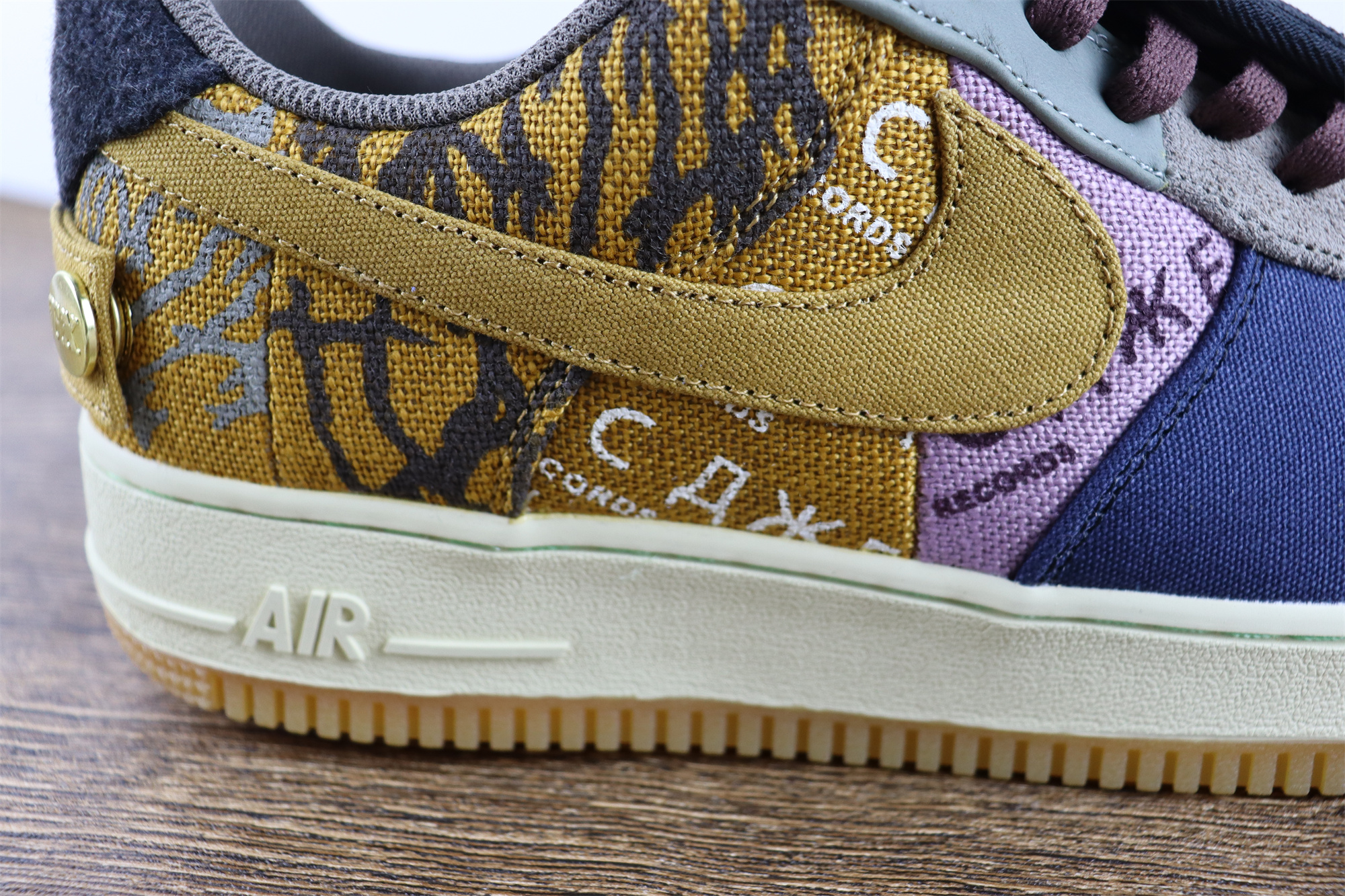 Nike Air Force 1 Low Travis Scott Cactus Jack
