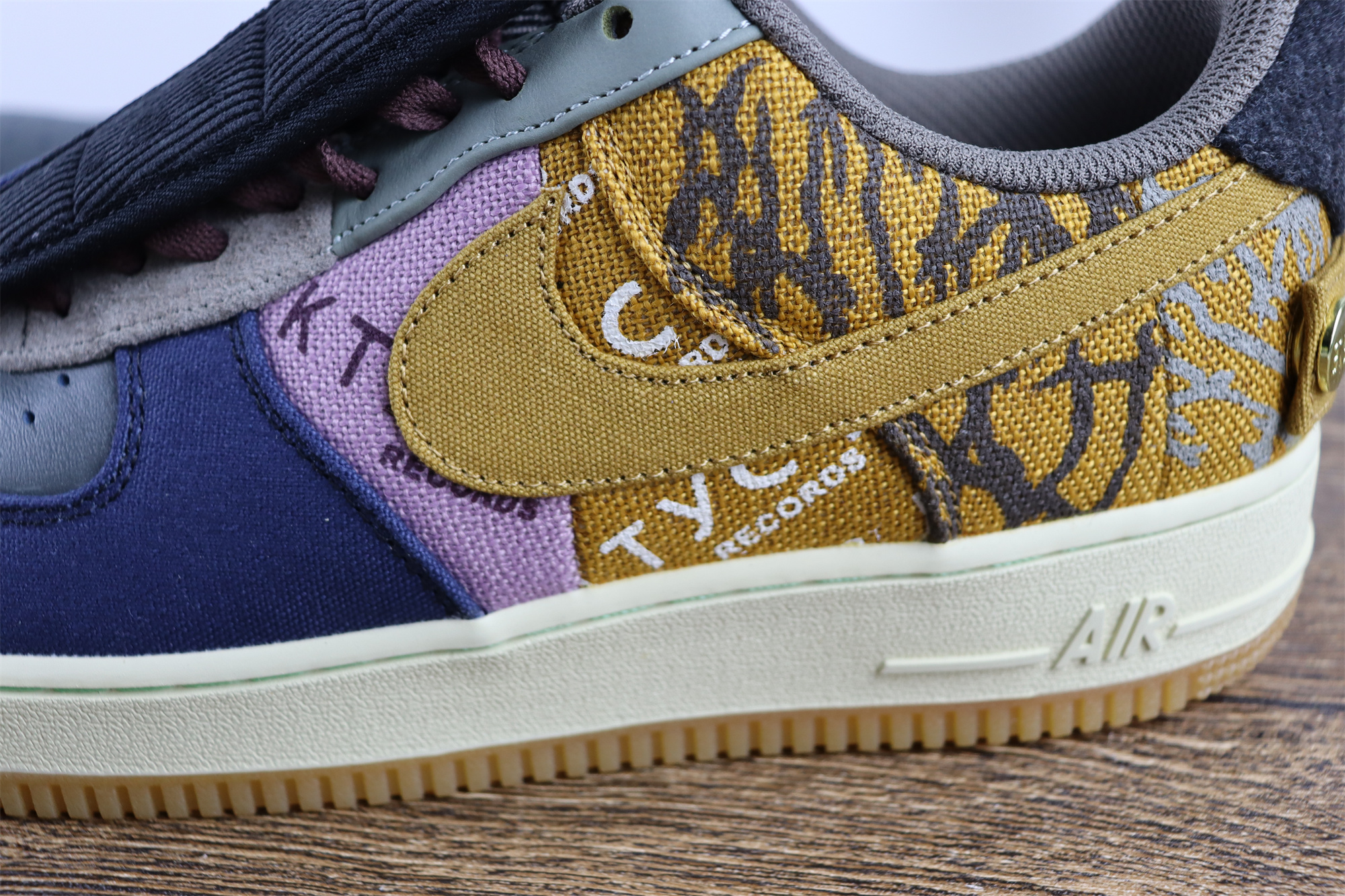 Nike Air Force 1 Low Travis Scott Cactus Jack