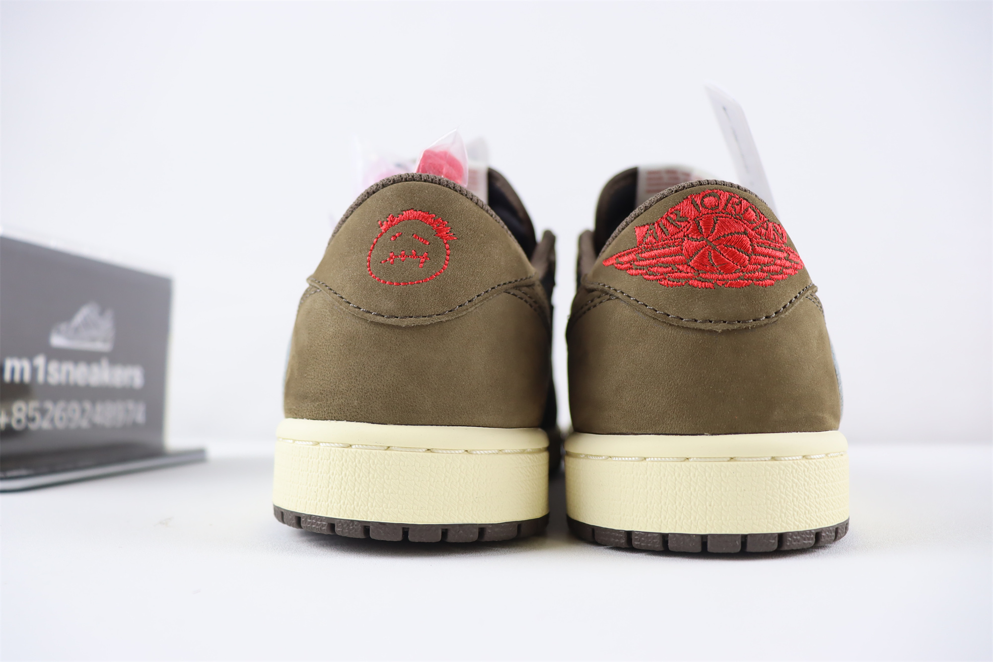 Jordan 1 Retro Low OG SP Travis Scott