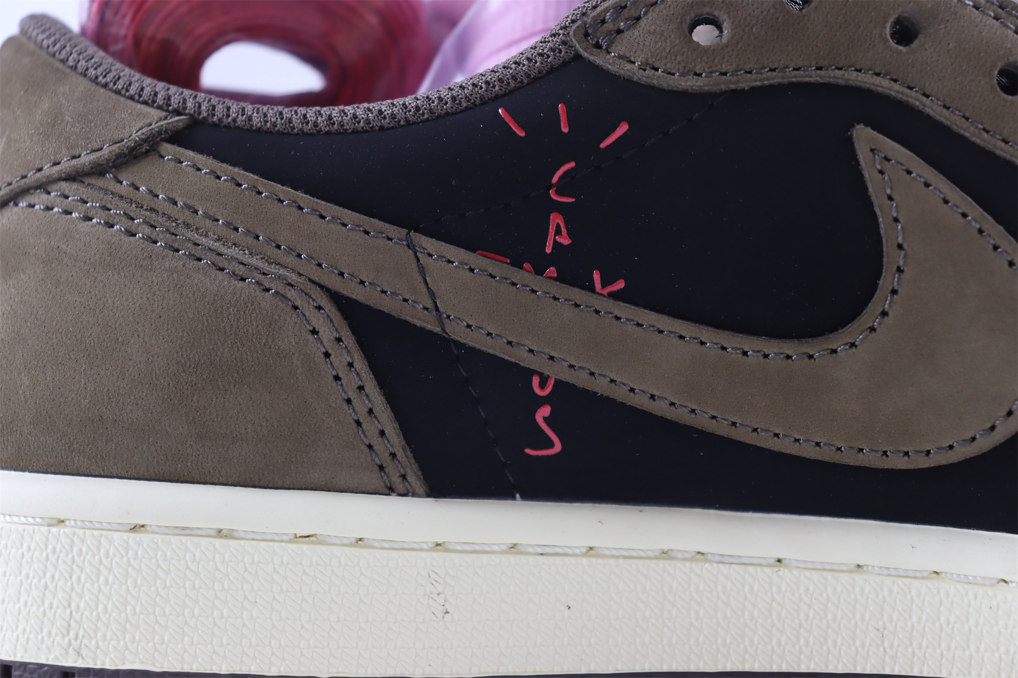 Jordan 1 Retro Low OG SP Travis Scott