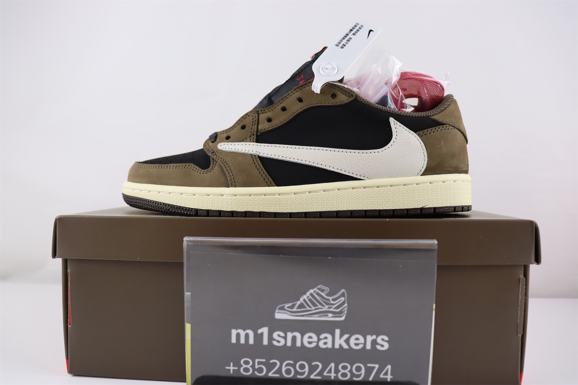 Jordan 1 Retro Low OG SP Travis Scott