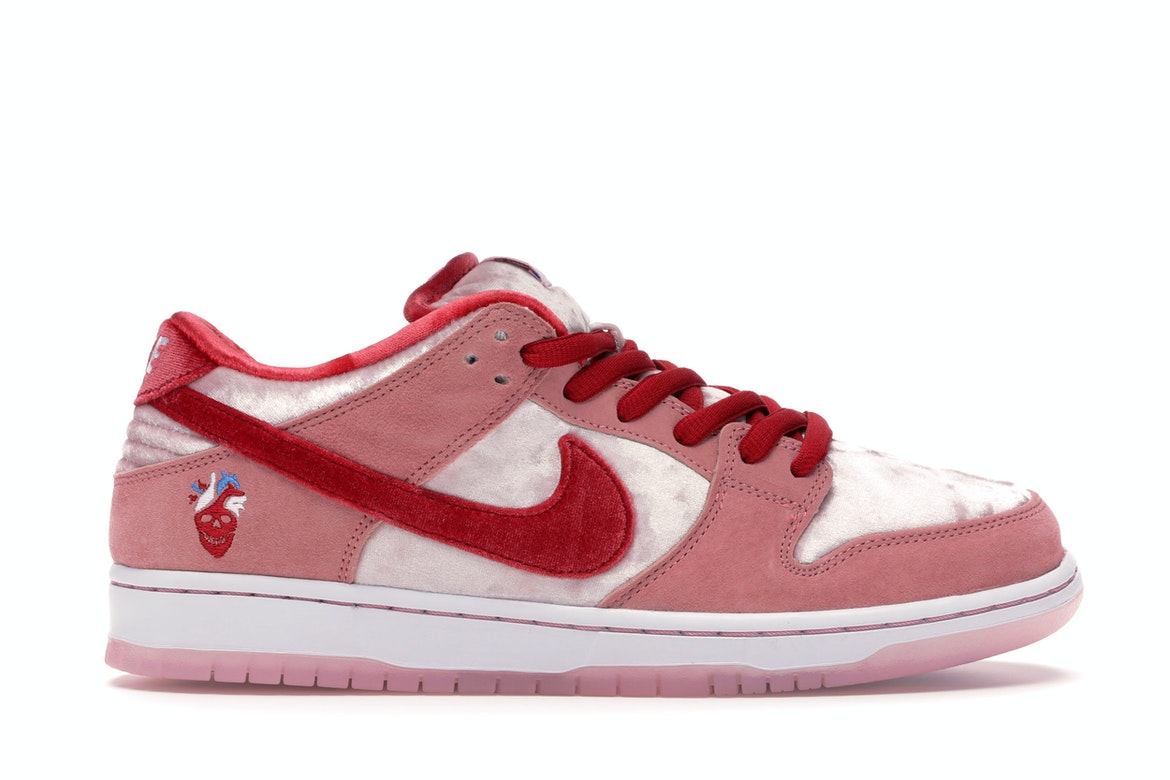 M Batch Nike SB Dunk Low StrangeLove Skateboards
