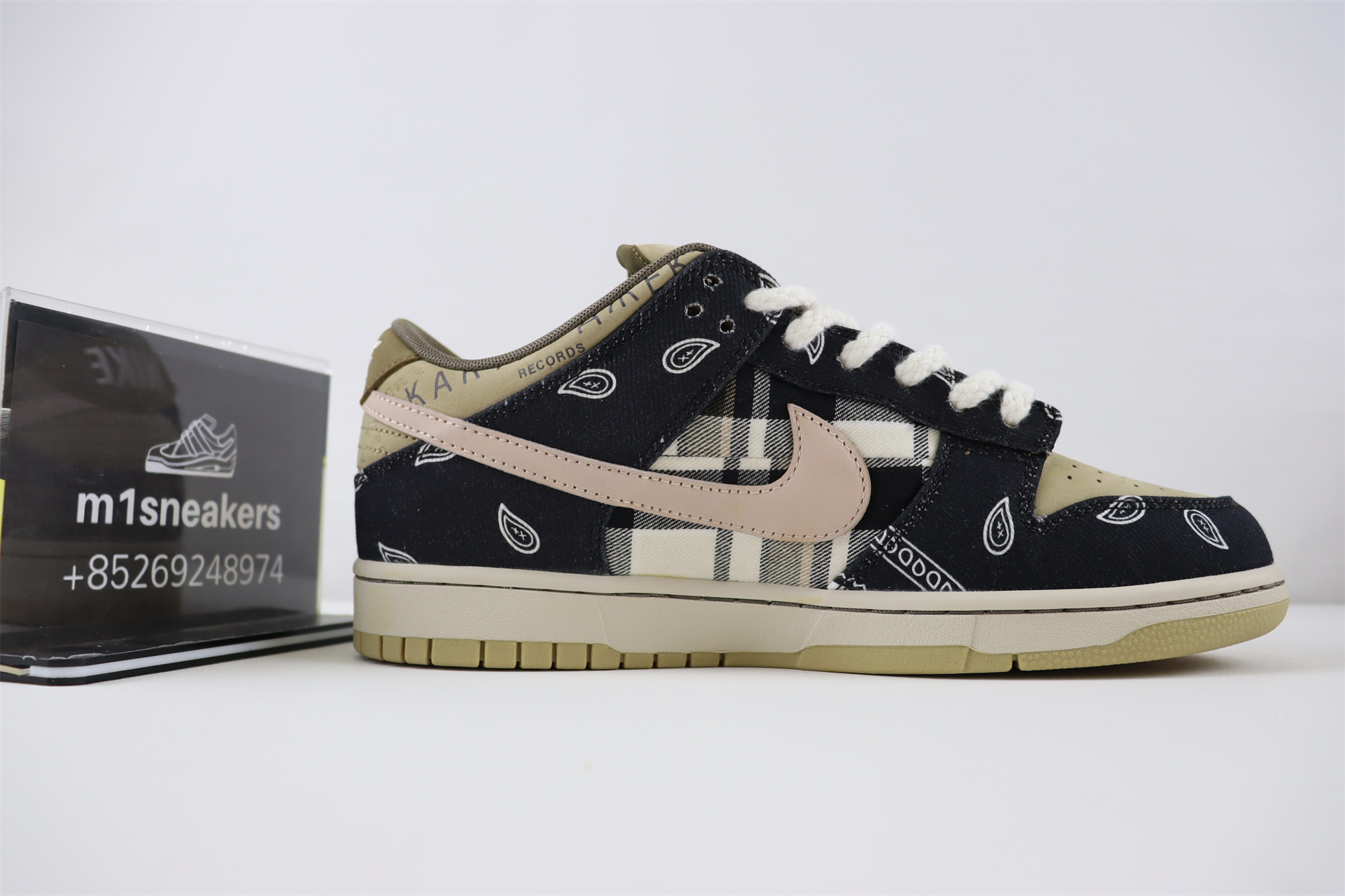 Nike SB Dunk Low Travis Scott