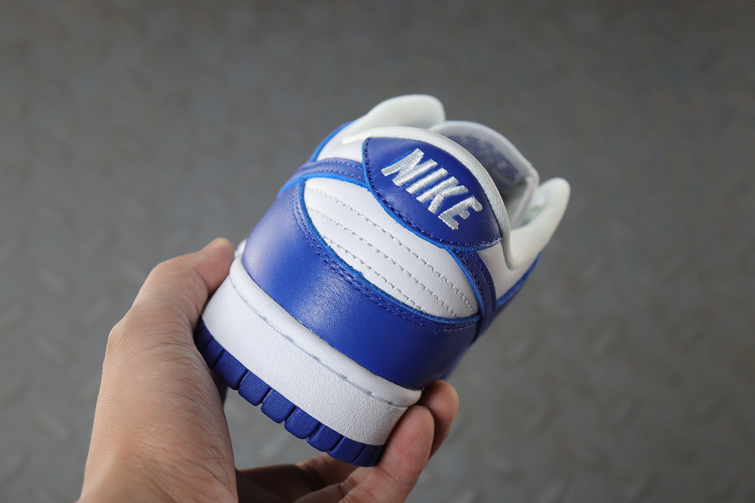 M Batch Nike Dunk Low SP Kentucky (2020)