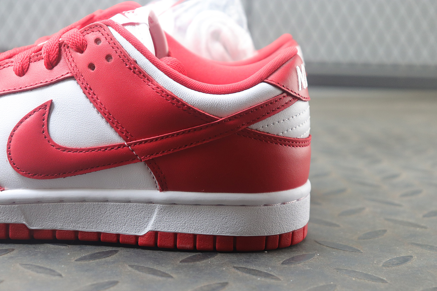 M Batch Nike Dunk Low University Red (2020)