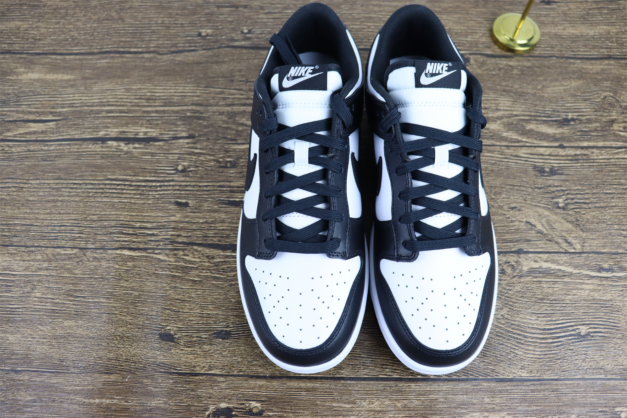M Batch Dunk Low Retro White Black Panda