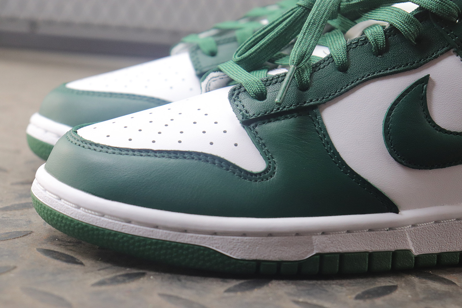 M Batch Nike Dunk Low Michigan State