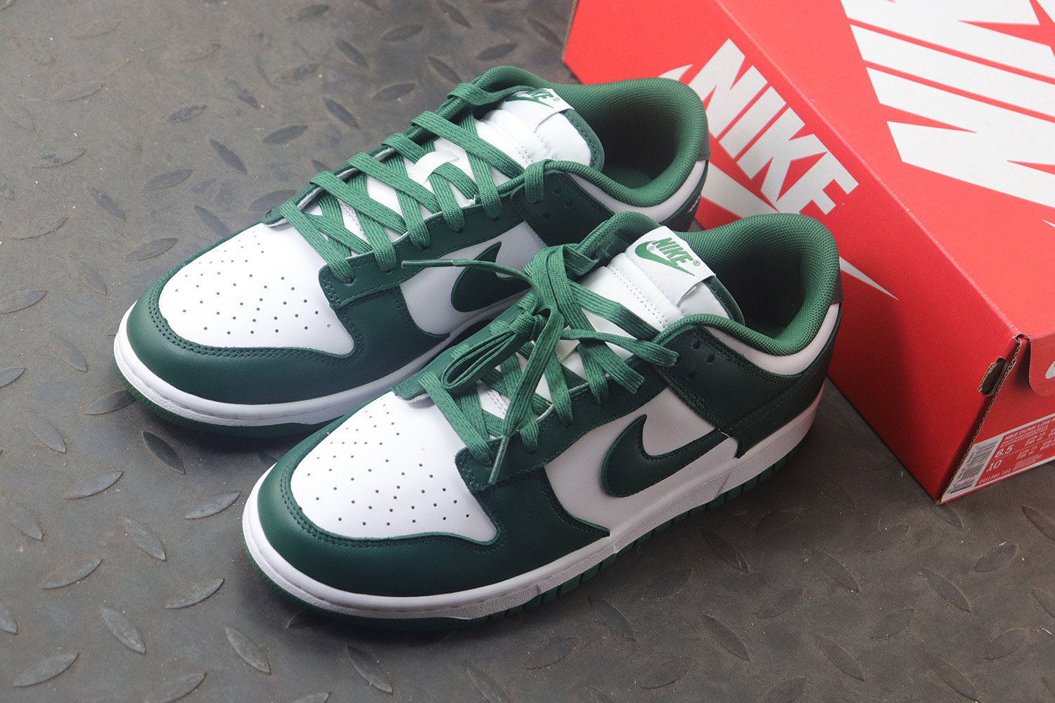 M Batch Nike Dunk Low Michigan State