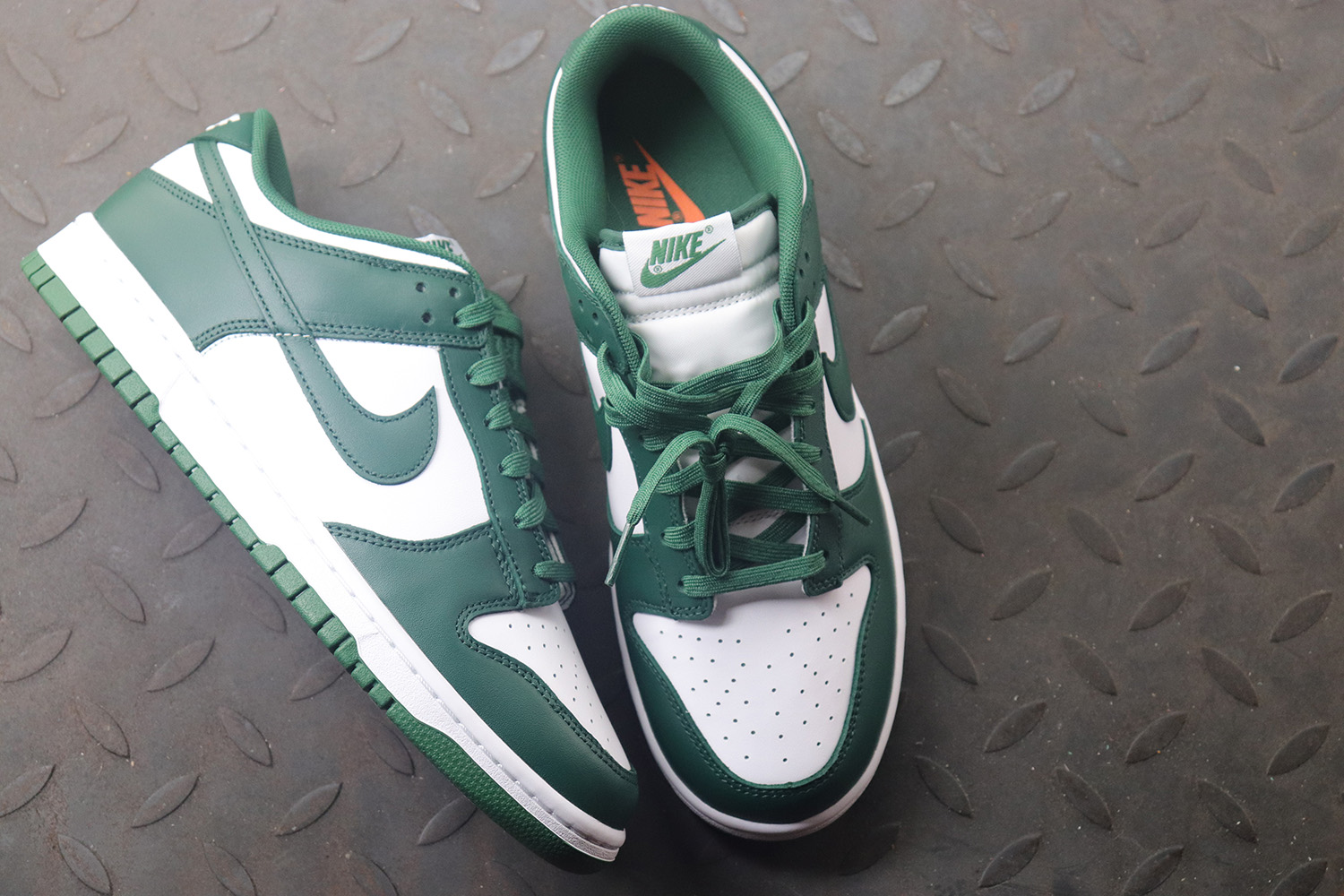 M Batch Nike Dunk Low Michigan State