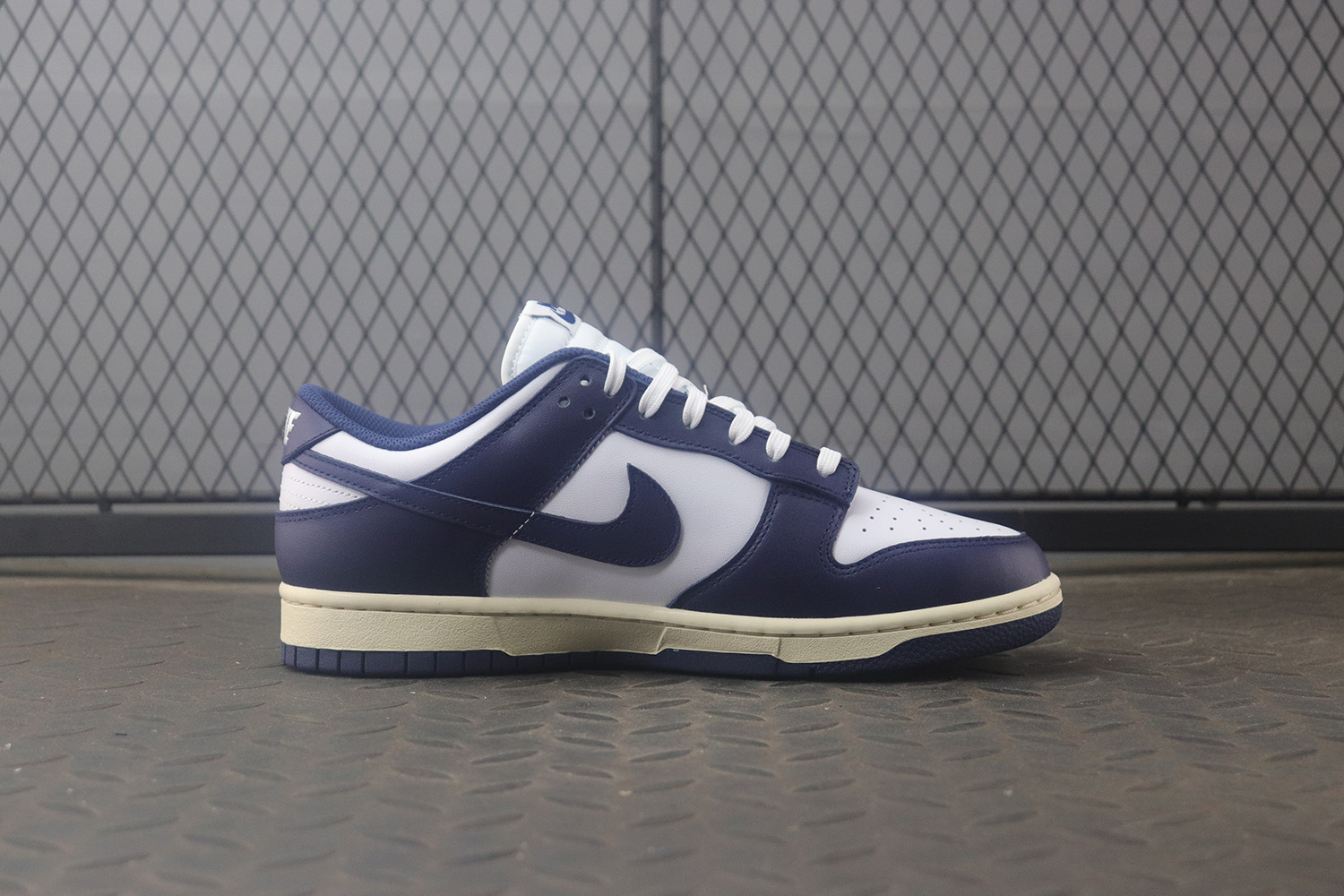 M Batch Nike Dunk Low Vintage Navy