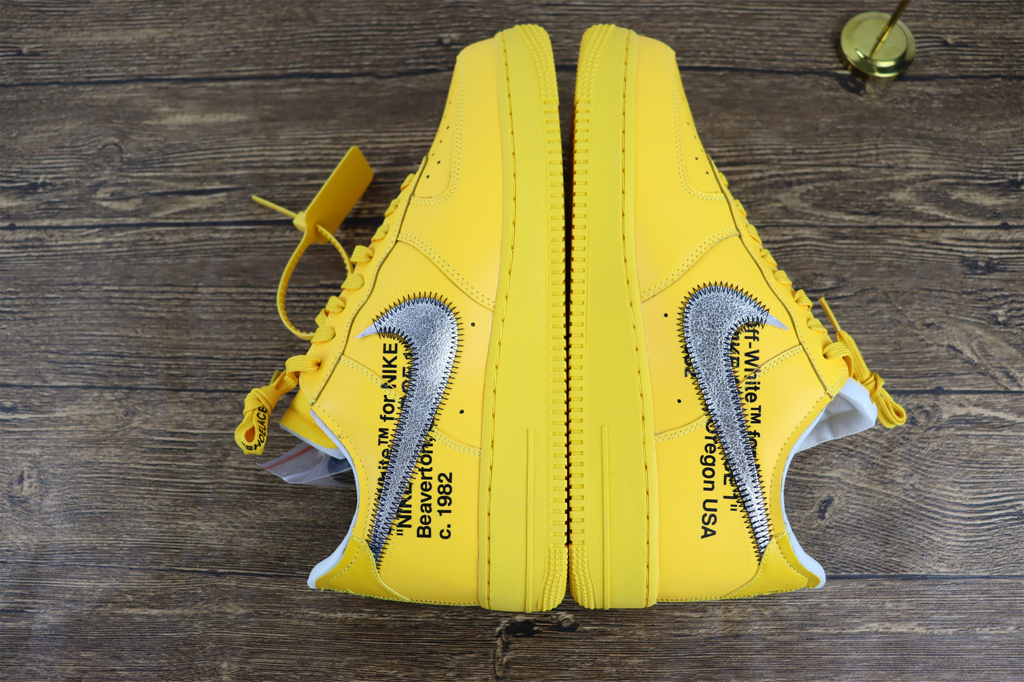 Nike Air Force 1 Low Off-White ICA University Gold