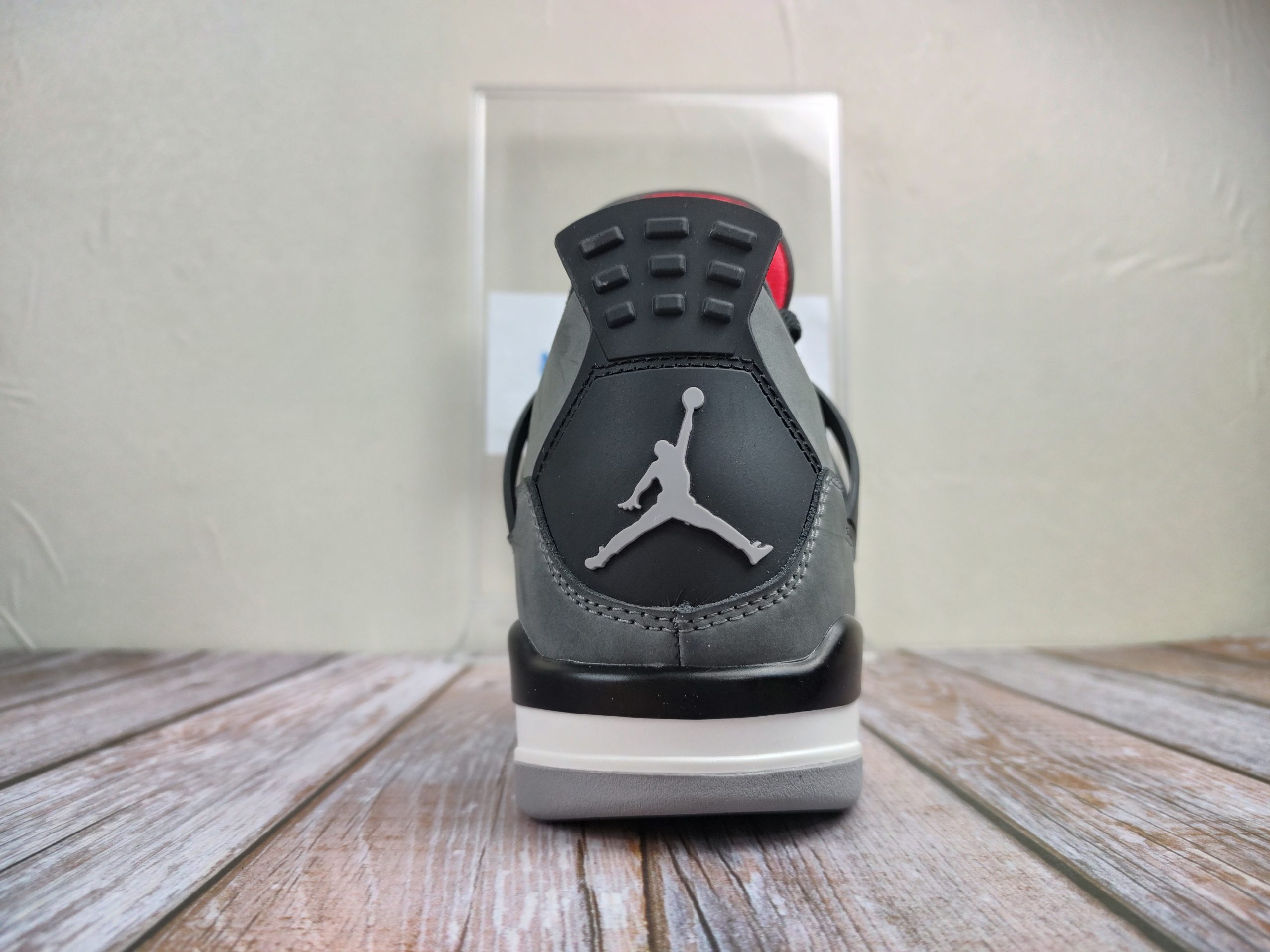 Jordan 4 Retro Infrared