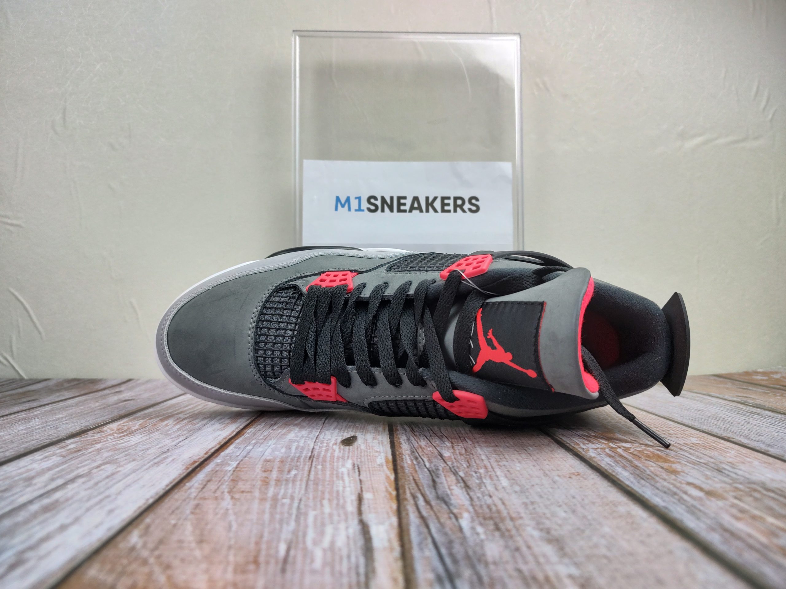 Jordan 4 Retro Infrared