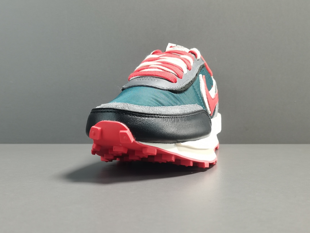 Nike LD Waffle sacai Undercover Midnight Spruce University Red