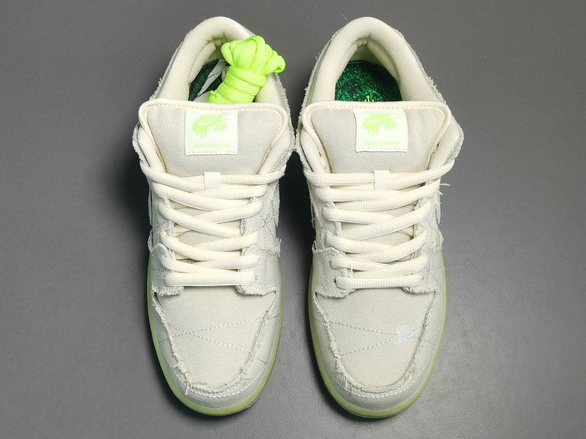 Nike SB Dunk Low Mummy