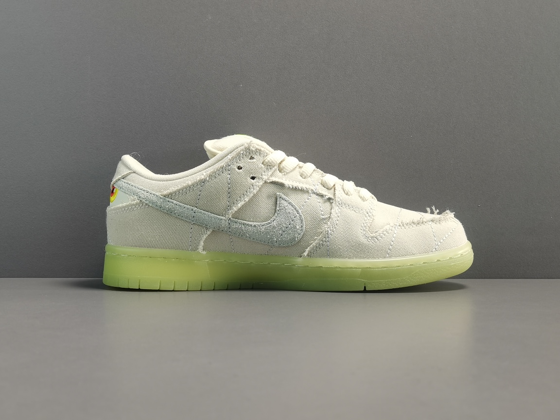 Nike SB Dunk Low Mummy