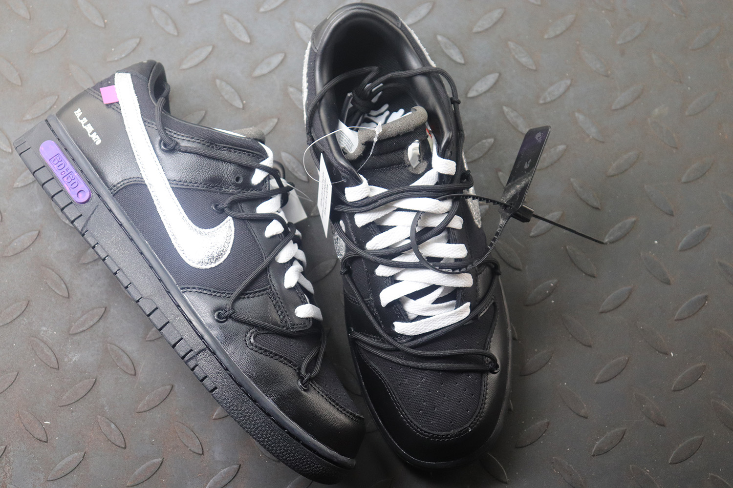 M Batch Nike Dunk Low Off-White Lot 50