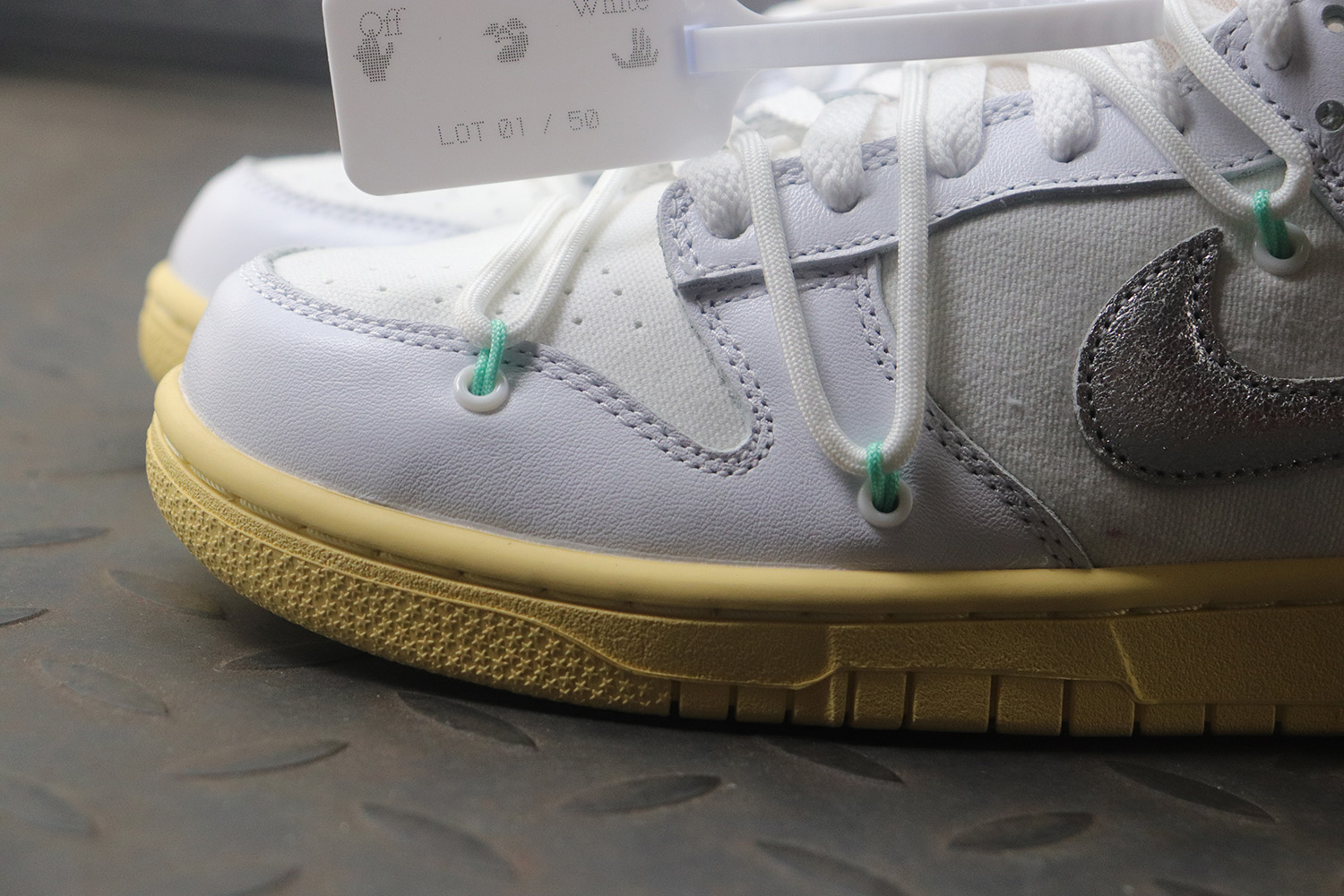 M Batch Nike Dunk Low Off-White Lot 1