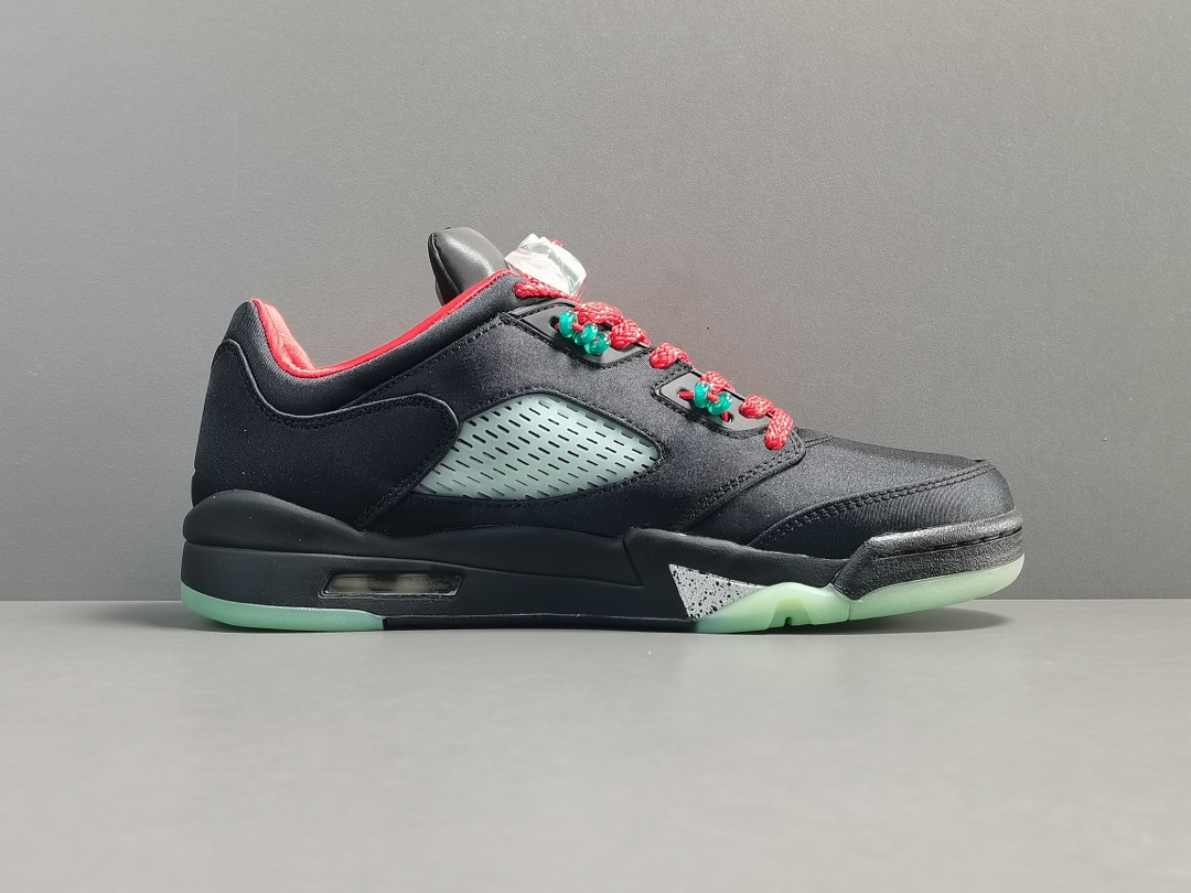 Air Jordan 5 Low CLOT