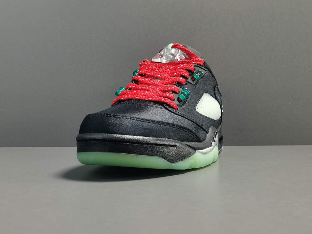 Air Jordan 5 Low CLOT