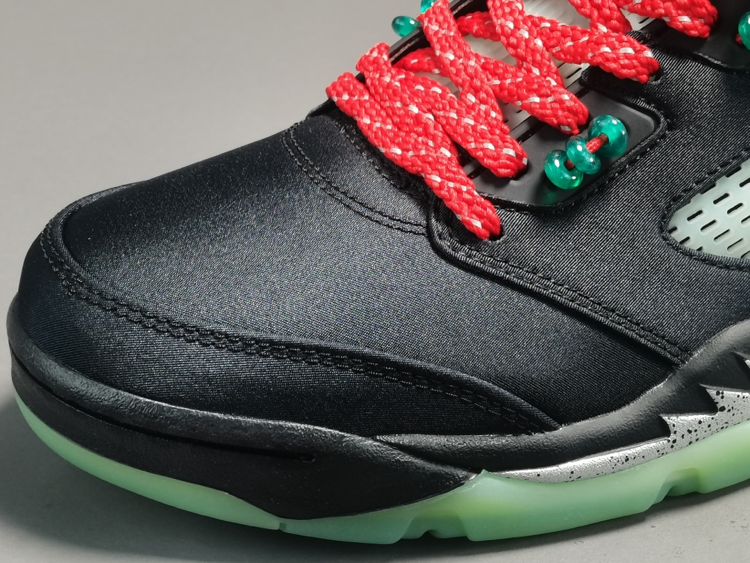 Air Jordan 5 Low CLOT