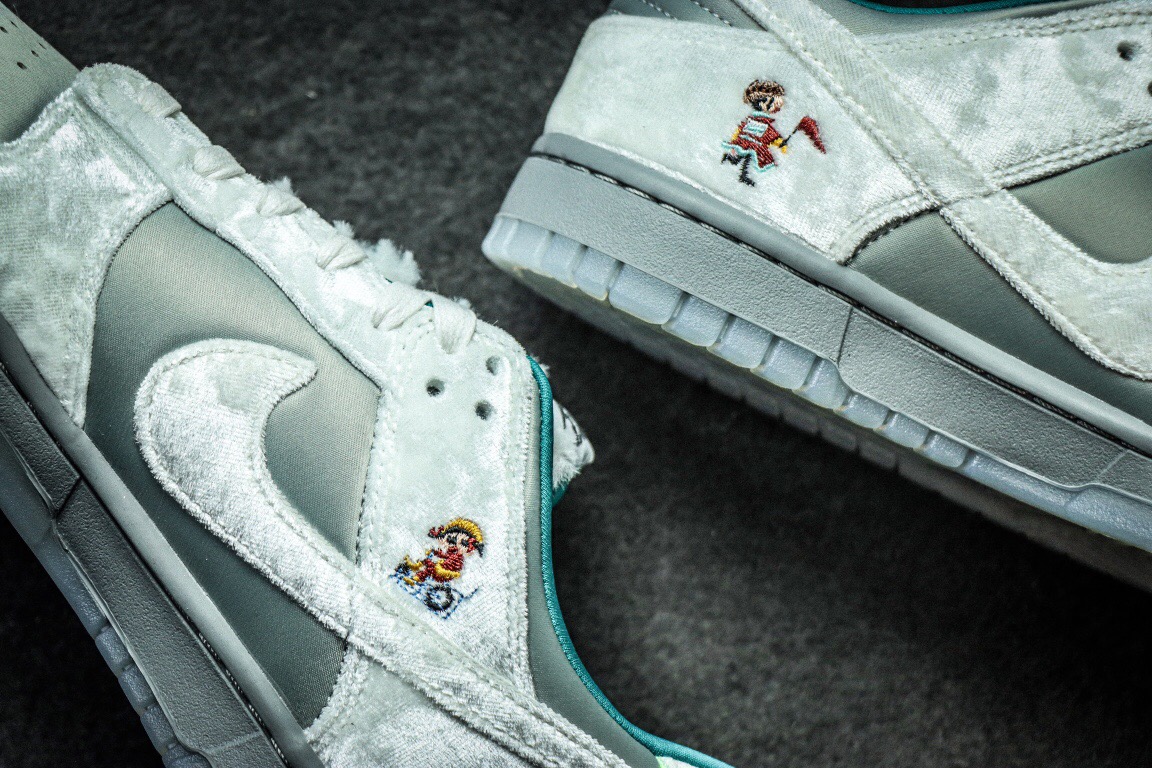 Nike Dunk Low Ice